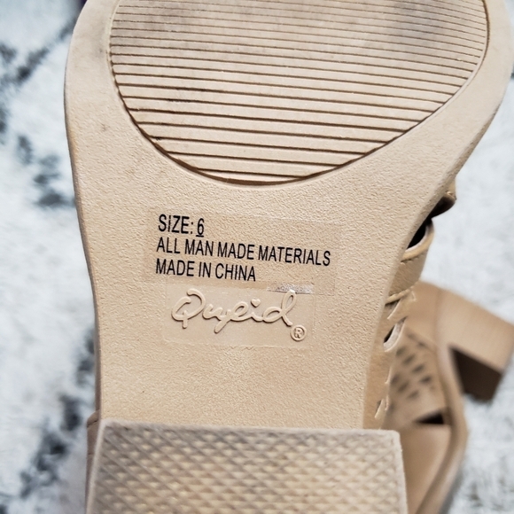 Qupid Tobin Tan Caged Ankle Heeled Booties - Picture 7 of 7